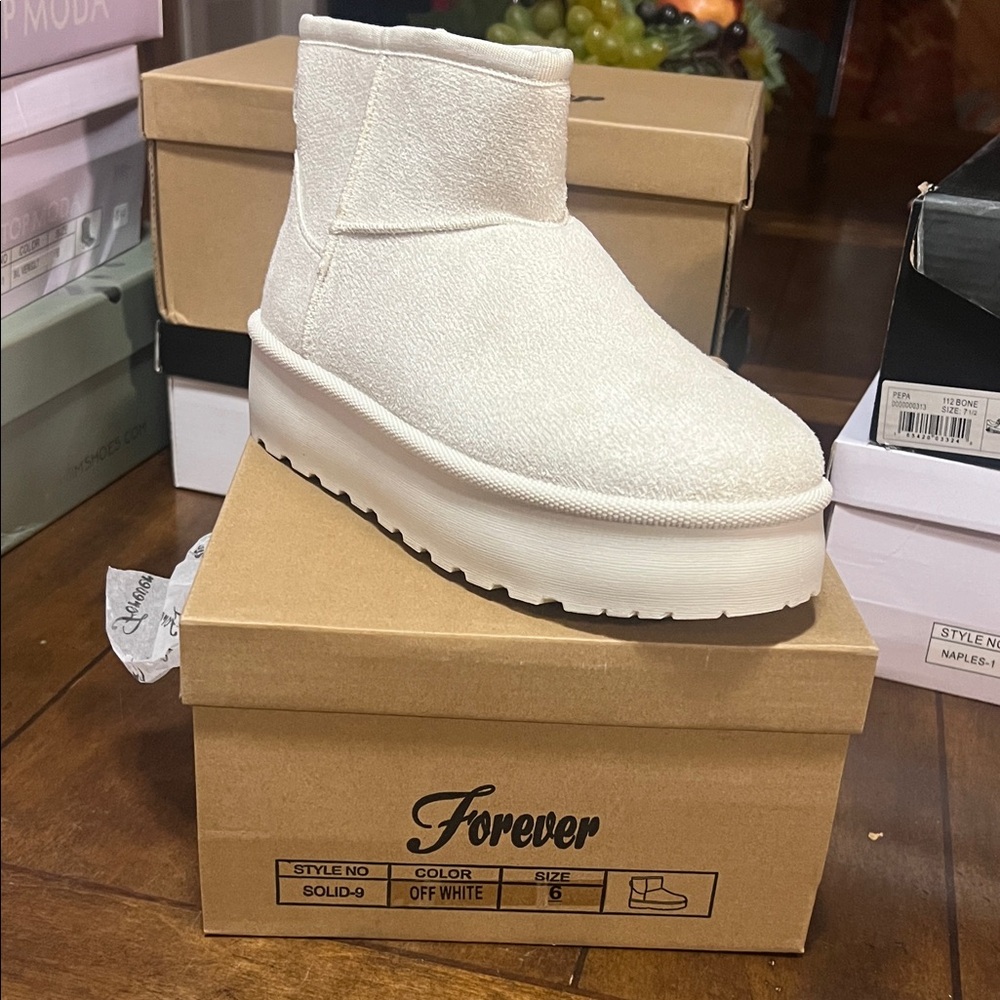 Forever 21 Off-White Winter Boots
